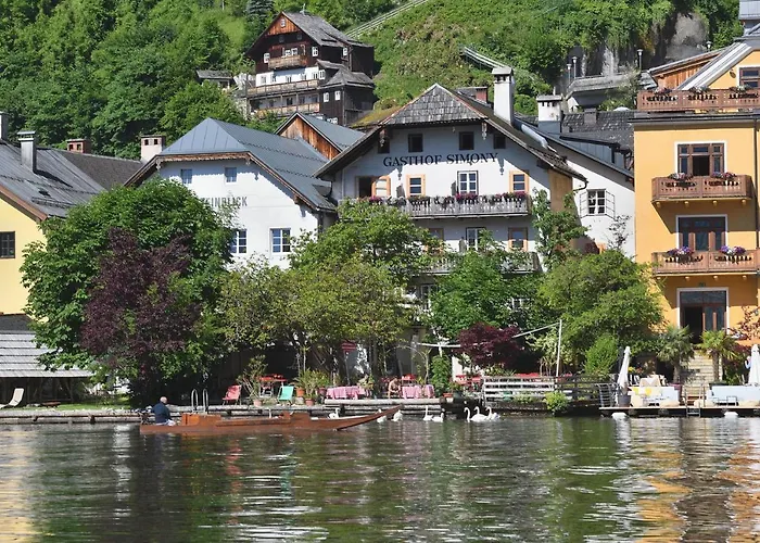 Gasthof Simony Hallstatt B&B